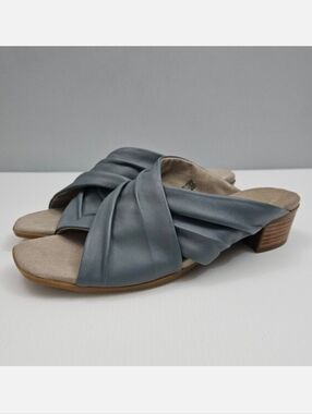 Munro Lee Slide Sandal Womens 9 Blue Stone Lamb Leather Low Heel Slip On